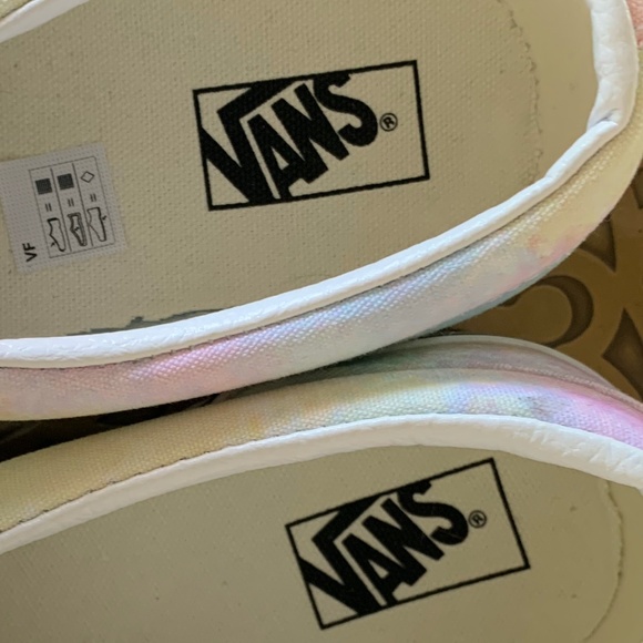 Vans Classic Slip-On Size 7 Youth= Women's size 8.5 - Picture 12 of 15